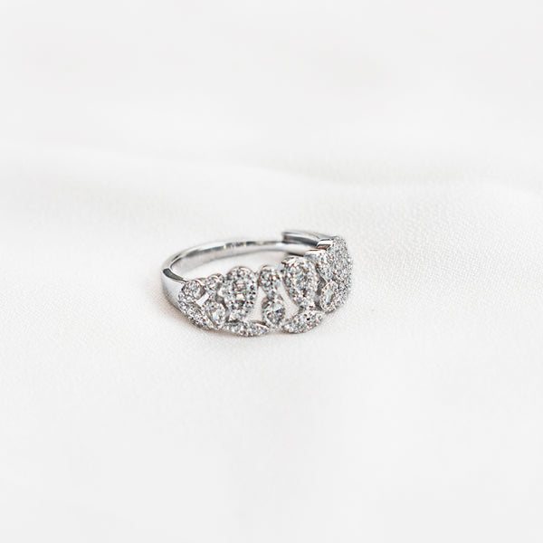 Dazzling Zircon Fashion Ring