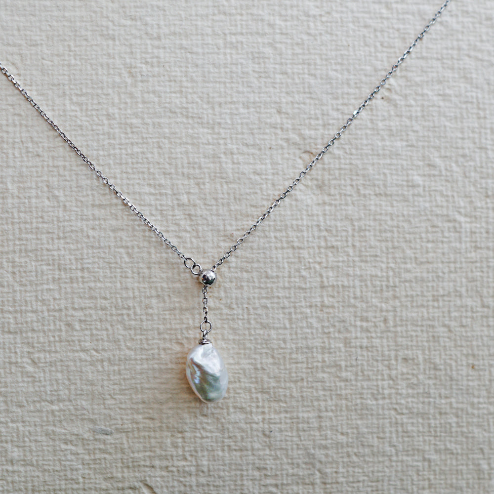 Silver Necklace with a Pearl Drop