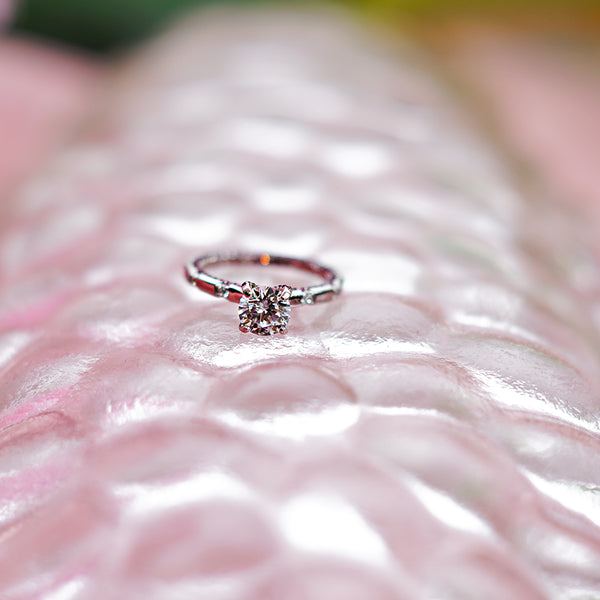 Solitaire Zircon with Pink Stones