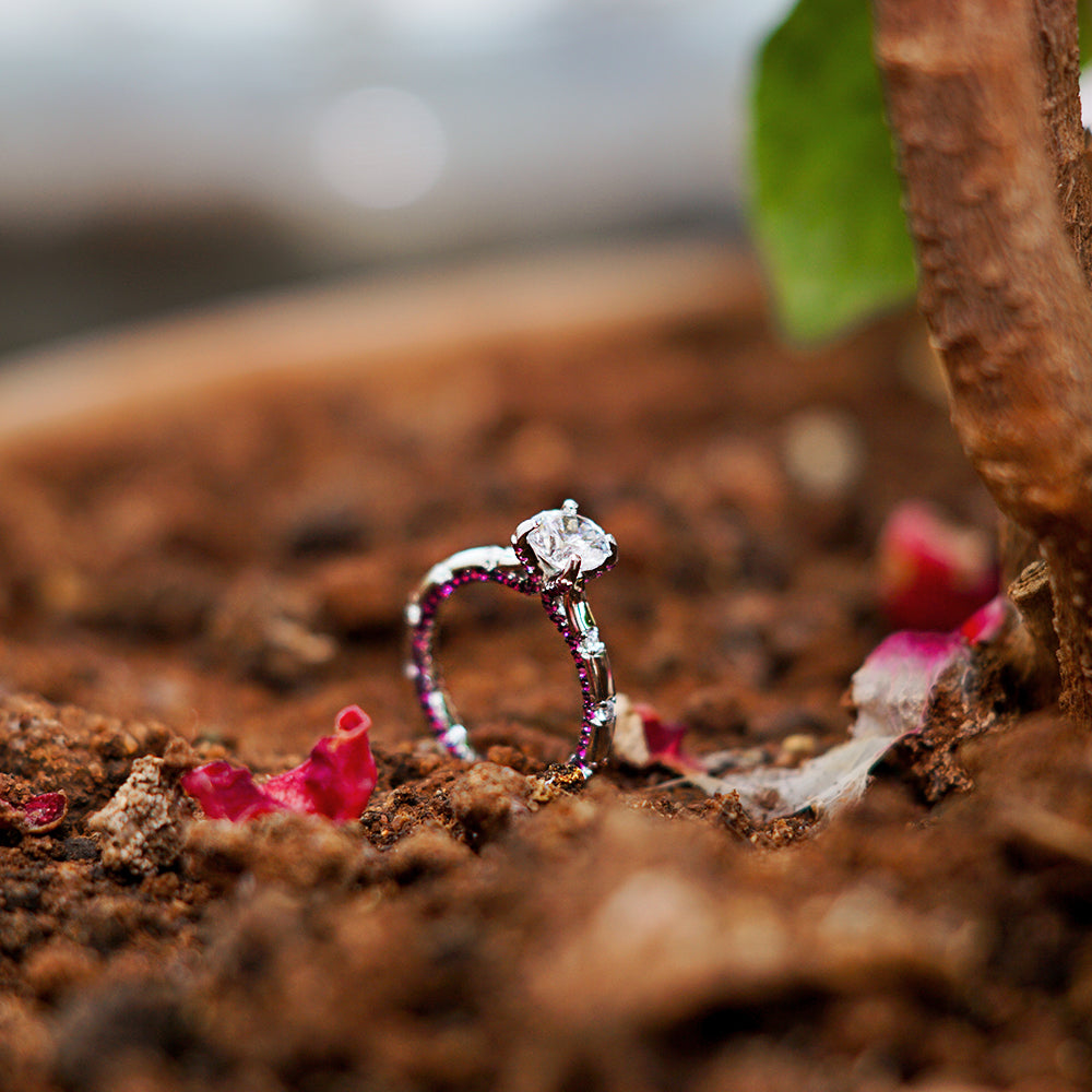 Solitaire Zircon with Pink Stones